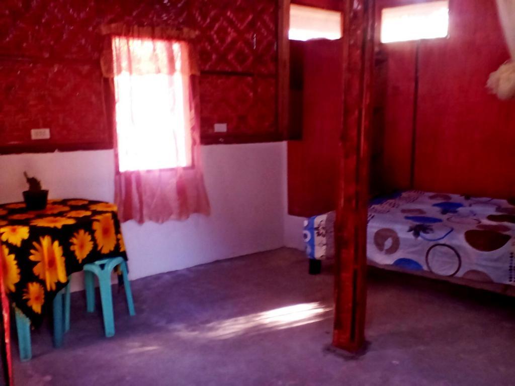 Lennon'S Place Backpacker Hostel Panglao Buitenkant foto