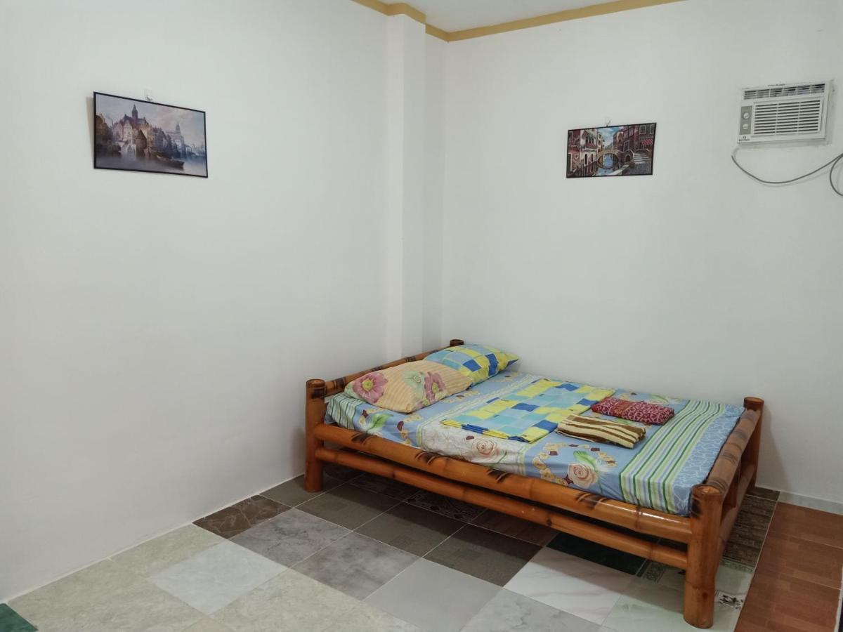 Lennon'S Place Backpacker Hostel Panglao Buitenkant foto